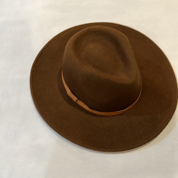 Brown wool  fedora style hat